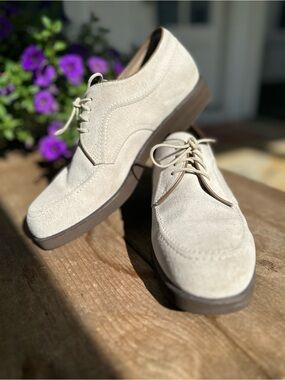 Vintage 90s Hush Puppies Suede Oxford Shoes Size 8- Cream Bone White